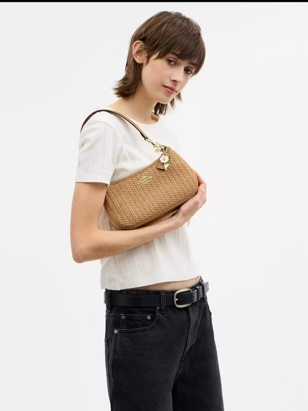 NWT COACH Teri Shoulder Bag With Charm CEC43 straw/Im/Toast Leather - Picture 7 of 7